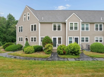 14 Hovey Pond Dr, Grafton, Massachusetts, 3 Bedrooms Bedrooms, 3 Rooms Rooms,1.5 BathroomsBathrooms,Residential,For Sale,Hovey Pond Dr,73515283