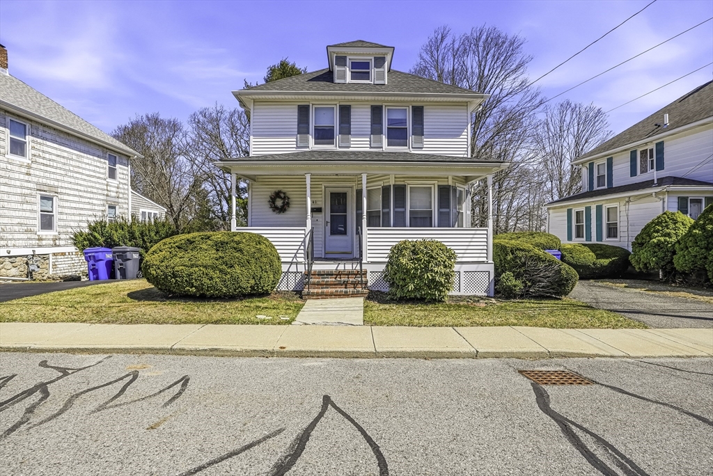 41 Grant St, Milford, Massachusetts, 3 Bedrooms Bedrooms, 6 Rooms Rooms,1 BathroomBathrooms,Residential,For Sale,Grant St,73493813