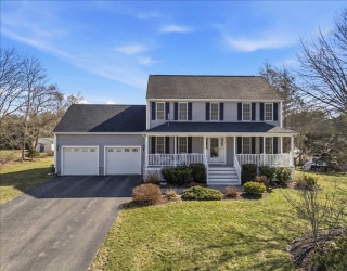 7 Tispaquin St, Middleboro, Massachusetts, 3 Bedrooms Bedrooms, 6 Rooms Rooms,2.5 BathroomsBathrooms,Residential,For Sale,Tispaquin St,73480521