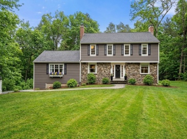 17 Janes Road, Boxford, Massachusetts, 4 Bedrooms Bedrooms, 8 Rooms Rooms,2.5 BathroomsBathrooms,Residential,For Sale,Janes Road,73496869