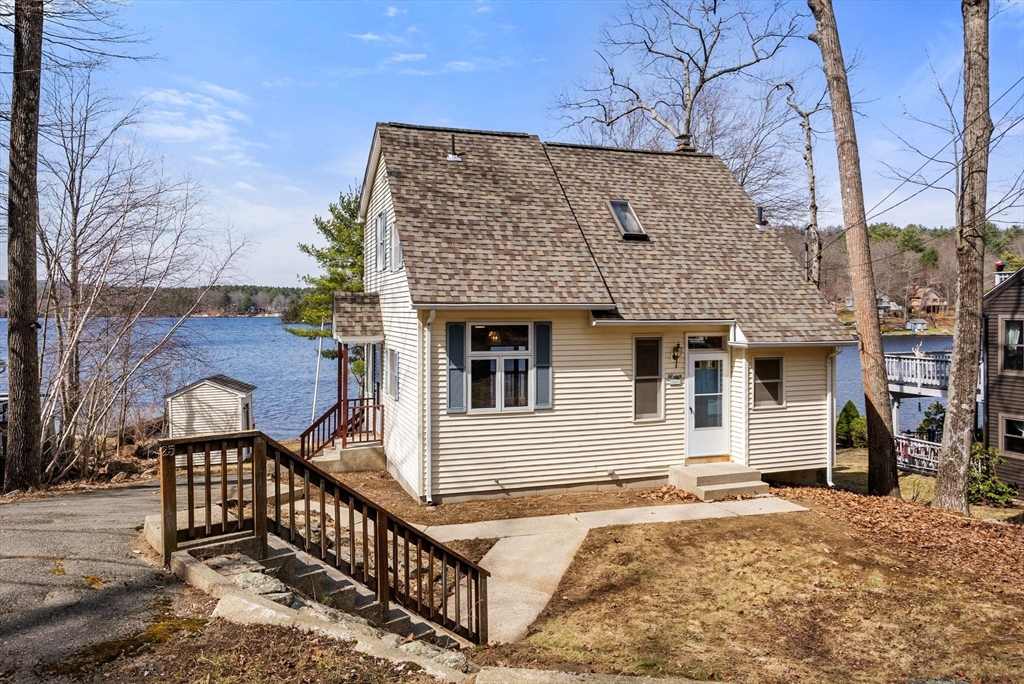 25 Island Rd, Holland, Massachusetts, 2 Bedrooms Bedrooms, 6 Rooms Rooms,2 BathroomsBathrooms,Residential,For Sale,Island Rd,73495519
