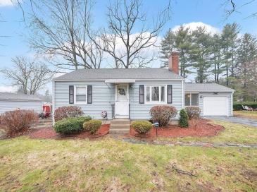 38 Northway Dr, Springfield, Massachusetts, 2 Bedrooms Bedrooms, 4 Rooms Rooms,1 BathroomBathrooms,Residential,For Sale,Northway Dr,73485620