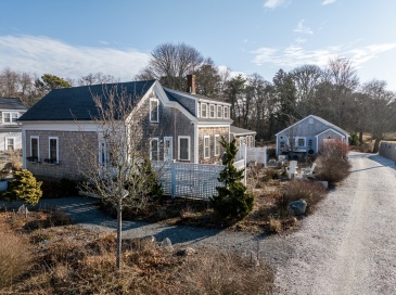 41 Center St, Dennis, Massachusetts, 5 Bedrooms Bedrooms, 9 Rooms Rooms,4 BathroomsBathrooms,Residential,For Sale,Center St,73472172 41 Center St, Dennis, Massachusetts, 5 Bedrooms Bedrooms, 9 Rooms Rooms,4 BathroomsBathrooms,Residential,For Sale,Center St,73472172