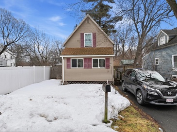 57 Davenport St, Springfield, Massachusetts, 2 Bedrooms Bedrooms, 5 Rooms Rooms,1 BathroomBathrooms,Residential,For Sale,Davenport St,73484761 57 Davenport St, Springfield, Massachusetts, 2 Bedrooms Bedrooms, 5 Rooms Rooms,1 BathroomBathrooms,Residential,For Sale,Davenport St,73484761