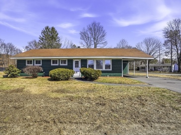 25 Lyman St, Westborough, Massachusetts, 3 Bedrooms Bedrooms, 5 Rooms Rooms,1 BathroomBathrooms,Residential,For Sale,Lyman St,73492135