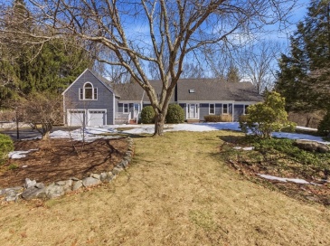 58 Kelleher St, Marlborough, Massachusetts, 5 Bedrooms Bedrooms, 10 Rooms Rooms,3.5 BathroomsBathrooms,Residential,For Sale,Kelleher St,73488420