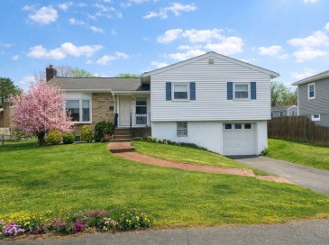 8 Walnut Knoll, Canton, Massachusetts, 3 Bedrooms Bedrooms, 6 Rooms Rooms,1 BathroomBathrooms,Residential,For Sale,Walnut Knoll,73493687 8 Walnut Knoll, Canton, Massachusetts, 3 Bedrooms Bedrooms, 6 Rooms Rooms,1 BathroomBathrooms,Residential,For Sale,Walnut Knoll,73493687