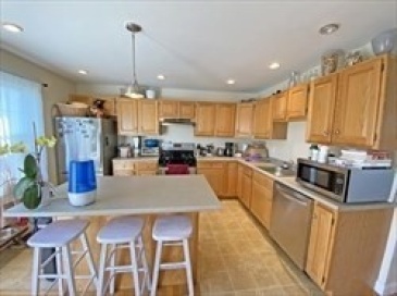 84 Chapel, Newton, Massachusetts, 4 Bedrooms Bedrooms, 6 Rooms Rooms,2.5 BathroomsBathrooms,Residential Lease,For Rent,Chapel,73487841 84 Chapel, Newton, Massachusetts, 4 Bedrooms Bedrooms, 6 Rooms Rooms,2.5 BathroomsBathrooms,Residential Lease,For Rent,Chapel,73487841