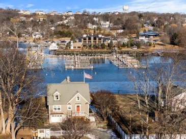 30R Harbor Street, Danvers, Massachusetts, 6 Bedrooms Bedrooms, 11 Rooms Rooms,5 BathroomsBathrooms,Residential Lease,For Rent,Harbor Street,73465720 30R Harbor Street, Danvers, Massachusetts, 6 Bedrooms Bedrooms, 11 Rooms Rooms,5 BathroomsBathrooms,Residential Lease,For Rent,Harbor Street,73465720