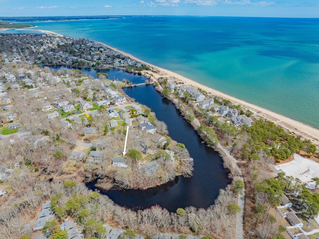 21 Uncatena Rd, Mashpee, Massachusetts, 3 Bedrooms Bedrooms, 6 Rooms Rooms,1 BathroomBathrooms,Residential,For Sale,Uncatena Rd,73515347