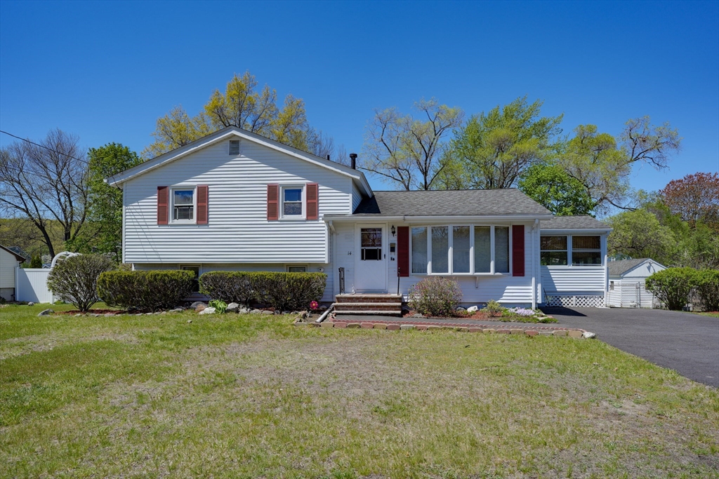14 Kazimer Dr, Billerica, Massachusetts, 3 Bedrooms Bedrooms, 5 Rooms Rooms,2 BathroomsBathrooms,Residential,For Sale,Kazimer Dr,73515360