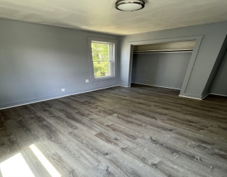 153 Fourth Street, Fall River, Massachusetts, 1 Bedroom Bedrooms, 4 Rooms Rooms,1 BathroomBathrooms,Residential Lease,For Rent,Fourth Street,73515300