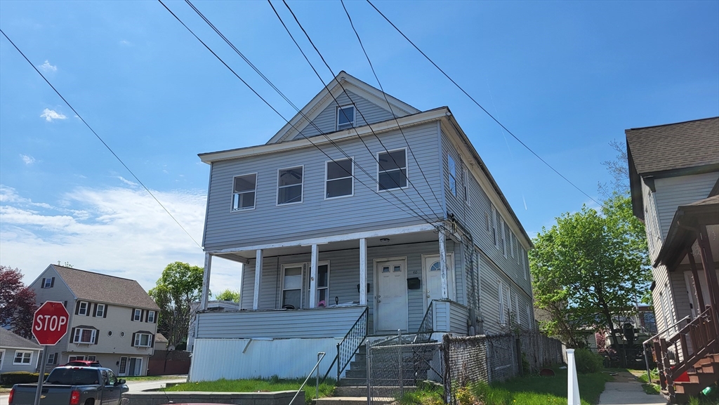 40 Endicott Street, Lowell, Massachusetts, 3 Bedrooms Bedrooms, 5 Rooms Rooms,1 BathroomBathrooms,Residential Lease,For Rent,Endicott Street,73515308