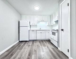 6 Old Colony Ln, Arlington, Massachusetts, 2 Bedrooms Bedrooms, 4 Rooms Rooms,1 BathroomBathrooms,Residential Lease,For Rent,Old Colony Ln,73515311