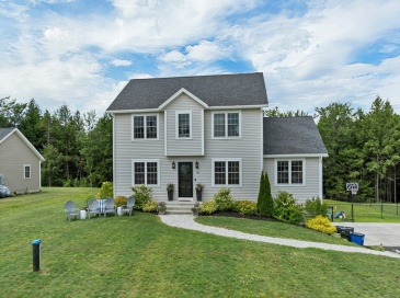 110 Kennybeck Ct, New Ipswich, New Hampshire, 3 Bedrooms Bedrooms, 7 Rooms Rooms,2.5 BathroomsBathrooms,Residential,For Sale,Kennybeck Ct,73515320