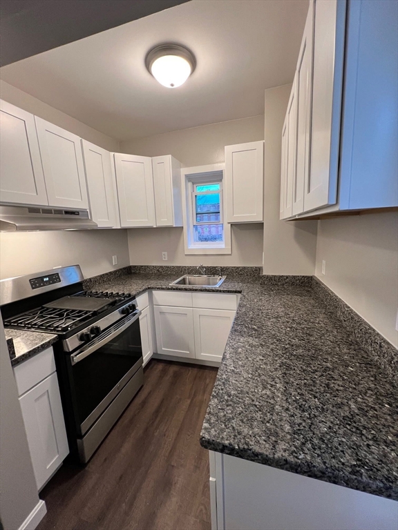 16 Morton Ct, New Bedford, Massachusetts, 2 Bedrooms Bedrooms, 6 Rooms Rooms,1 BathroomBathrooms,Residential Lease,For Rent,Morton Ct,73515344