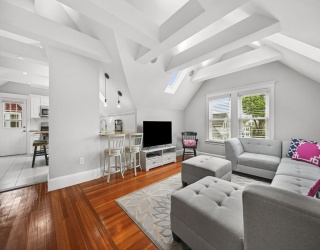 15 Haslet St, Boston, Massachusetts, 2 Bedrooms Bedrooms, 4 Rooms Rooms,1 BathroomBathrooms,Residential,For Sale,Haslet St,73514780