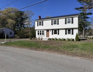 74 Sherwood Cir, East Bridgewater, Massachusetts, 3 Bedrooms Bedrooms, 7 Rooms Rooms,1.5 BathroomsBathrooms,Residential,For Sale,Sherwood Cir,73515022