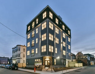 87 Parker St, Chelsea, Massachusetts, 2 Bedrooms Bedrooms, 4 Rooms Rooms,2 BathroomsBathrooms,Residential Lease,For Rent,Parker St,73515386
