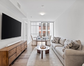 771 Harrison Ave, Boston, Massachusetts, 2 Bedrooms Bedrooms, 5 Rooms Rooms,2.5 BathroomsBathrooms,Residential Lease,For Rent,Harrison Ave,73515385