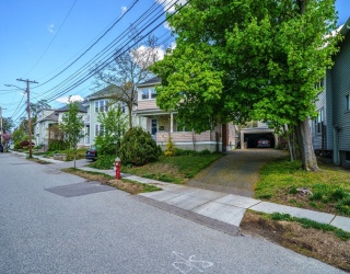 9 Fairview Ave, Watertown, Massachusetts, 4 Bedrooms Bedrooms, 11 Rooms Rooms,2 BathroomsBathrooms,Residential Income,For Sale,Fairview Ave,73515402