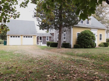 385 Bridge Road, Eastham, Massachusetts, 4 Bedrooms Bedrooms, 9 Rooms Rooms,2 BathroomsBathrooms,Residential,For Sale,Bridge Road,73515464