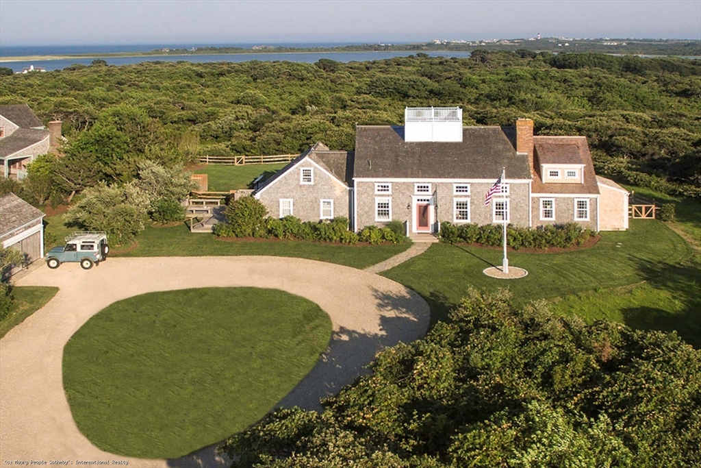 21 Quidnet, Nantucket, Massachusetts, 9 Bedrooms Bedrooms, 15 Rooms Rooms,9 BathroomsBathrooms,Residential Lease,For Rent,Quidnet,73515474