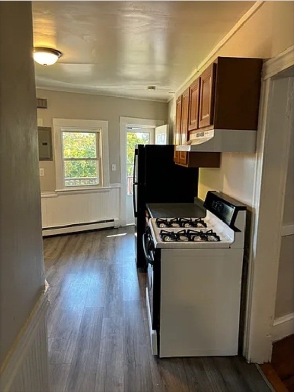 598 Hyde Park Ave, Boston, Massachusetts, 3 Bedrooms Bedrooms, 5 Rooms Rooms,1 BathroomBathrooms,Residential Lease,For Rent,Hyde Park Ave,73515462