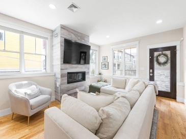 5-7 Whitman St, Somerville, Massachusetts, 3 Bedrooms Bedrooms, 7 Rooms Rooms,3.5 BathroomsBathrooms,Residential,For Sale,Whitman St,73515485