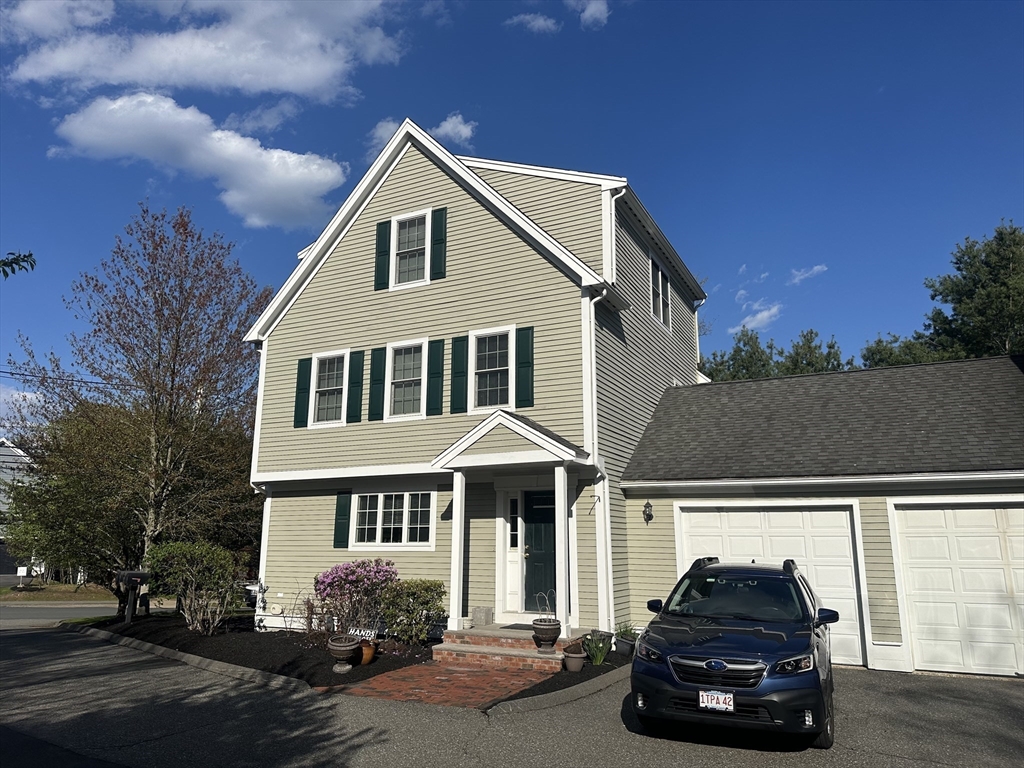 50 Pickering St. `, Danvers, Massachusetts, 3 Bedrooms Bedrooms, 7 Rooms Rooms,2.5 BathroomsBathrooms,Residential Lease,For Rent,Pickering St. `,73515525
