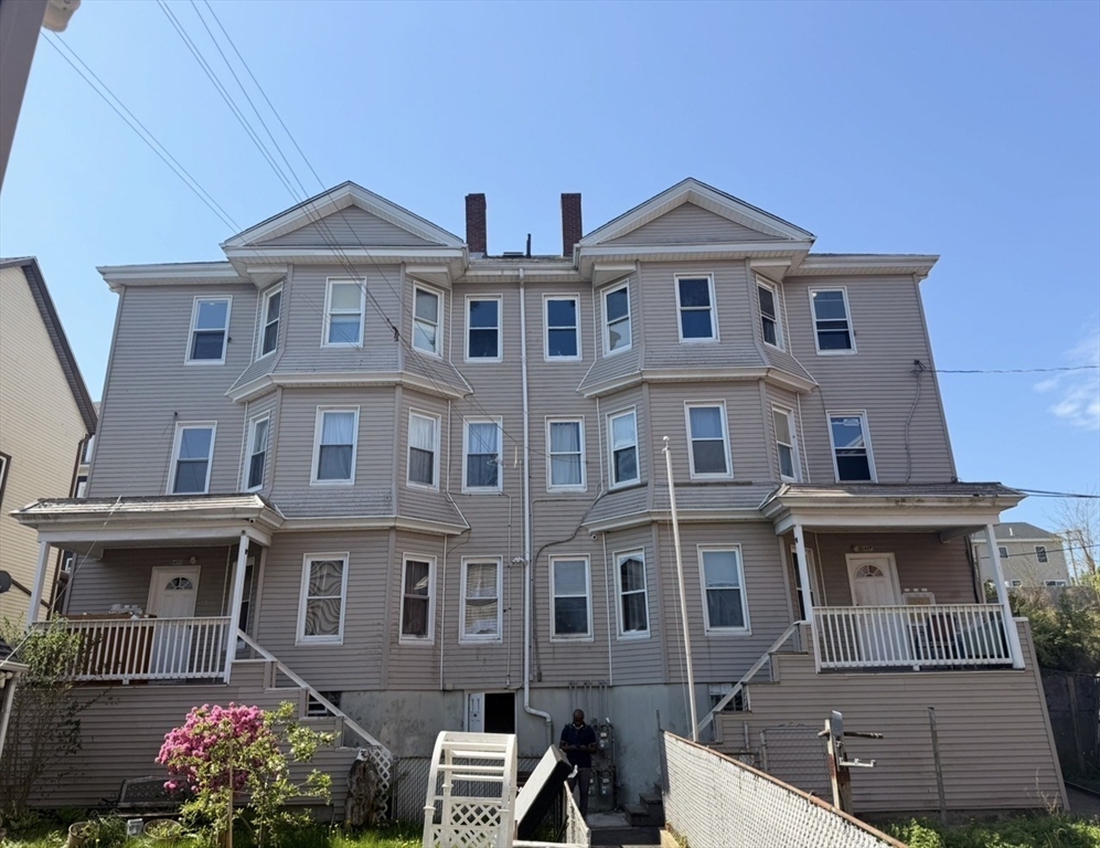 423 Division St, Fall River, Massachusetts, 18 Bedrooms Bedrooms, 30 Rooms Rooms,6 BathroomsBathrooms,Residential Income,For Sale,Division St,73515530