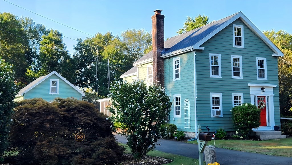 369 Village St, Medway, Massachusetts, 3 Bedrooms Bedrooms, 11 Rooms Rooms,2 BathroomsBathrooms,Residential,For Sale,Village St,73515451