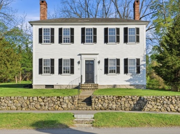 198 South Street, Hingham, Massachusetts, 1 Bedroom Bedrooms, 3 Rooms Rooms,1 BathroomBathrooms,Residential,For Sale,South Street,73515412 198 South Street, Hingham, Massachusetts, 1 Bedroom Bedrooms, 3 Rooms Rooms,1 BathroomBathrooms,Residential,For Sale,South Street,73515412