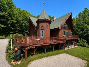20 Crest Ln, Madison, New Hampshire, 5 Bedrooms Bedrooms, 14 Rooms Rooms,3.5 BathroomsBathrooms,Residential,For Sale,Crest Ln,73515582 20 Crest Ln, Madison, New Hampshire, 5 Bedrooms Bedrooms, 14 Rooms Rooms,3.5 BathroomsBathrooms,Residential,For Sale,Crest Ln,73515582