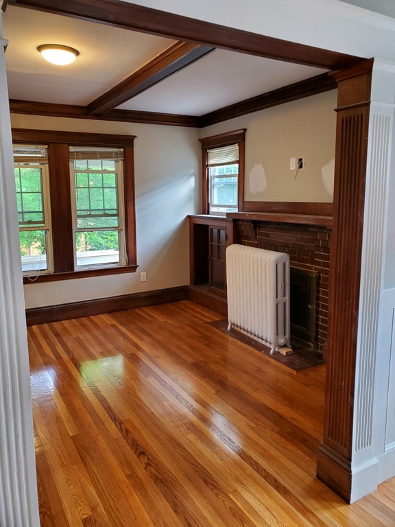 22 Allen Street, Arlington, Massachusetts, 4 Bedrooms Bedrooms, 10 Rooms Rooms,2 BathroomsBathrooms,Residential Lease,For Rent,Allen Street,73515588