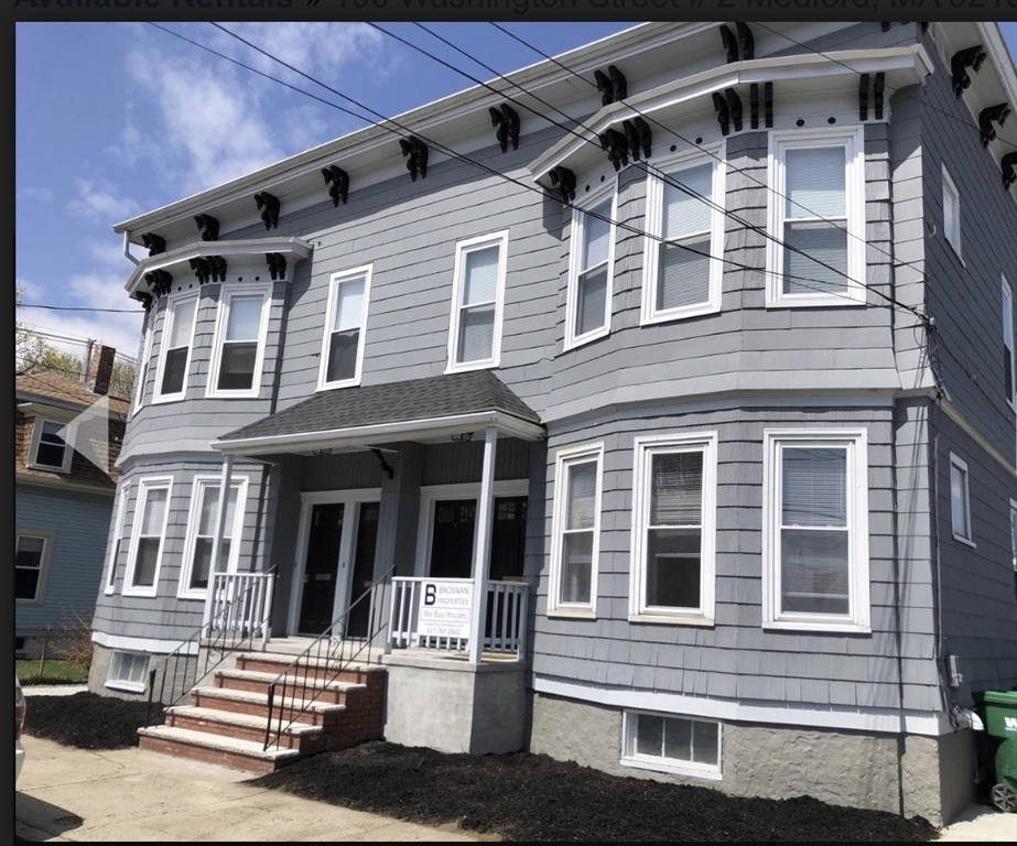 196 Washington Street, Medford, Massachusetts, 5 Bedrooms Bedrooms, 7 Rooms Rooms,1 BathroomBathrooms,Residential Lease,For Rent,Washington Street,73515389