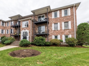 354 Neponset St, Canton, Massachusetts, 2 Bedrooms Bedrooms, 4 Rooms Rooms,2 BathroomsBathrooms,Residential Lease,For Rent,Neponset St,73515558