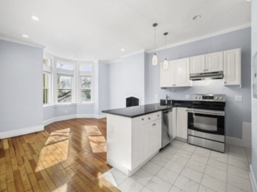 1834 Beacon St, Brookline, Massachusetts, 2 Bedrooms Bedrooms, 4 Rooms Rooms,1 BathroomBathrooms,Residential Lease,For Rent,Beacon St,73515569