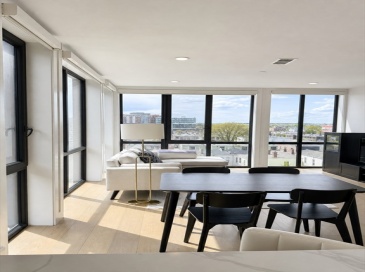30 Penniman Rd, Boston, Massachusetts, 2 Bedrooms Bedrooms, 5 Rooms Rooms,2 BathroomsBathrooms,Residential Lease,For Rent,Penniman Rd,73515574