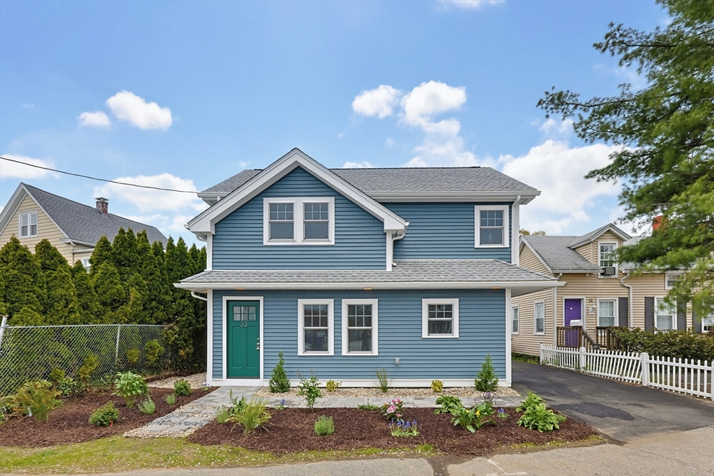 33 Jefferson, East Providence, Rhode Island, 4 Bedrooms Bedrooms, 6 Rooms Rooms,2 BathroomsBathrooms,Residential,For Sale,Jefferson,73515613