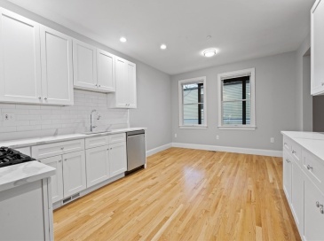 320 W Broadway, Boston, Massachusetts, 3 Bedrooms Bedrooms, 5 Rooms Rooms,1 BathroomBathrooms,Residential Lease,For Rent,W Broadway,73507740 320 W Broadway, Boston, Massachusetts, 3 Bedrooms Bedrooms, 5 Rooms Rooms,1 BathroomBathrooms,Residential Lease,For Rent,W Broadway,73507740