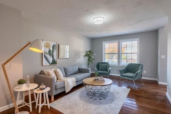 348 South Rd, Bedford, Massachusetts, 4 Bedrooms Bedrooms, 7 Rooms Rooms,2.5 BathroomsBathrooms,Residential Lease,For Rent,South Rd,73515682