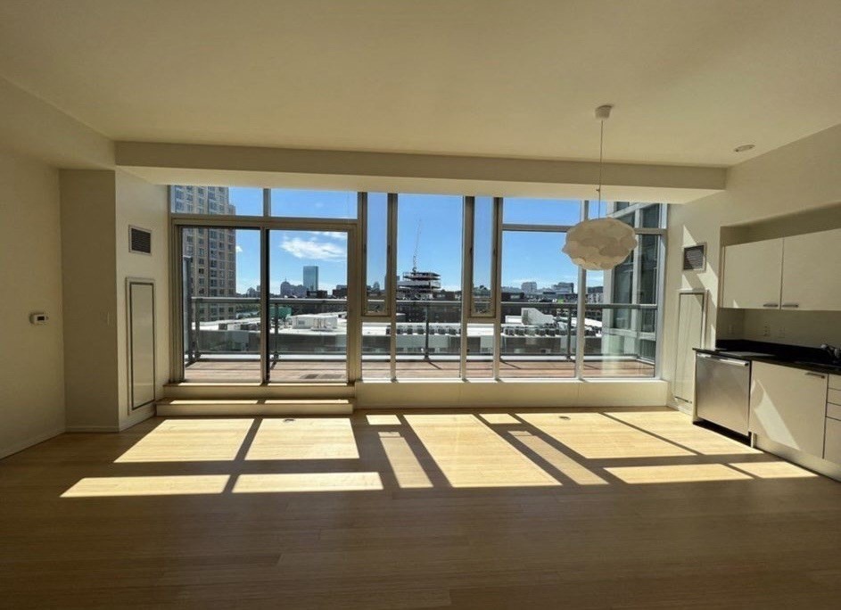 2 Earhart St, Cambridge, Massachusetts, 2 Bedrooms Bedrooms, 6 Rooms Rooms,1.5 BathroomsBathrooms,Residential Lease,For Rent,Earhart St,73515698