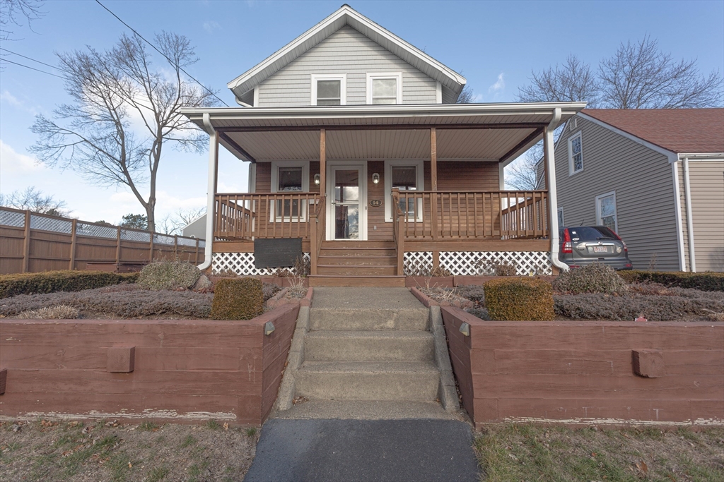14 Vanness Rd, Weymouth, Massachusetts, 2 Bedrooms Bedrooms, 6 Rooms Rooms,1 BathroomBathrooms,Residential Lease,For Rent,Vanness Rd,73515732