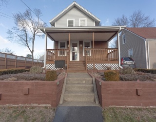 14 Vanness Rd, Weymouth, Massachusetts, 2 Bedrooms Bedrooms, 6 Rooms Rooms,1 BathroomBathrooms,Residential Lease,For Rent,Vanness Rd,73515732