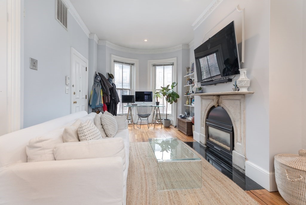 87 Appleton, Boston, Massachusetts, 1 Bedroom Bedrooms, 3 Rooms Rooms,1 BathroomBathrooms,Residential Lease,For Rent,Appleton,73515759