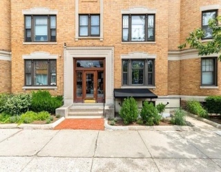 1783 Massachusetts Ave, Cambridge, Massachusetts, 2 Bedrooms Bedrooms, 4 Rooms Rooms,1 BathroomBathrooms,Residential Lease,For Rent,Massachusetts Ave,73515765