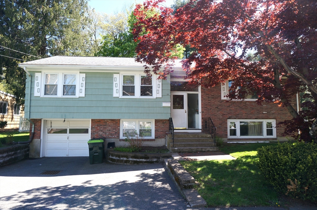 26 Fay Lane, Needham, Massachusetts, 3 Bedrooms Bedrooms, 9 Rooms Rooms,1.5 BathroomsBathrooms,Residential Lease,For Rent,Fay Lane,73515796