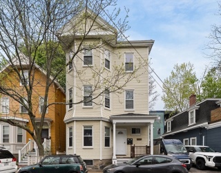 177 Chestnut Avenue, Boston, Massachusetts, 9 Bedrooms Bedrooms, 15 Rooms Rooms,3 BathroomsBathrooms,Residential Income,For Sale,Chestnut Avenue,73515805