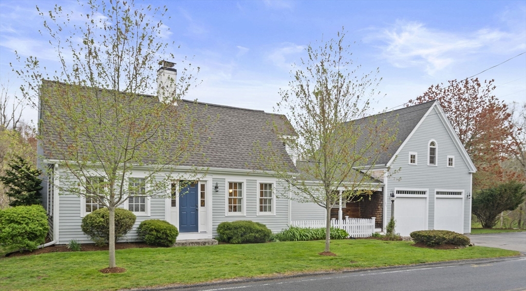 225 Old Oaken Bucket Road, Norwell, Massachusetts, 4 Bedrooms Bedrooms, 8 Rooms Rooms,2 BathroomsBathrooms,Residential,For Sale,Old Oaken Bucket Road,73515853